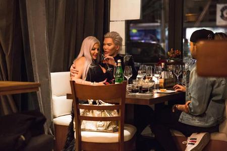 ...gab es für Single-Lady Sophia ein paar Kuscheleinheiten von Freund Rodrigo. Auch wenn...