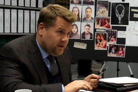 Hinzukommt, dass James Corden Sandra Bullock und ihrem Team das Handwerk legen will.
