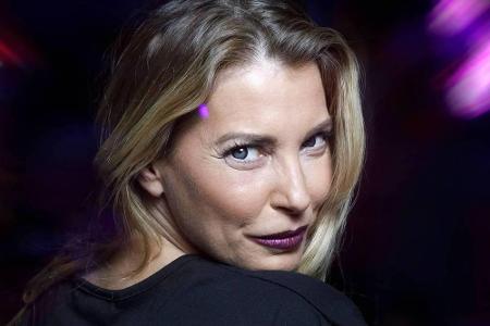 Nicht ganz so schnell, aber dennoch freiwillig, verließ Moderatorin Giulia Siegel (43) 2009 das Camp - 48 Stunden vor dem Fi...