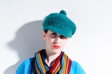 Schildmützen in knalligen Farben sind ein echter Hingucker