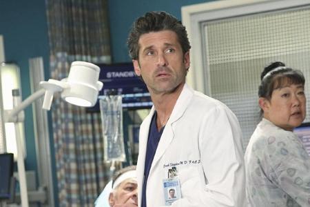 Fans wüten oft gegen Serien-Produzenten, wenn die ihre Lieblingsfiguren sterben lassen. Doch öfter als man denkt war das nic...