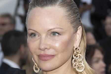Kaum wiederzuerkennen: Pamela Anderson beim Festival in Cannes