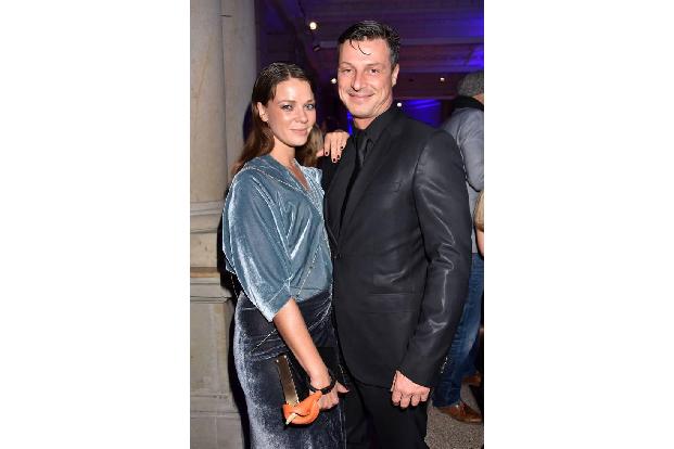 ...bezeichnet Schauspielerin Jessica Schwarz die Kids, die ihr Lebensgefährte Markus Selikovsky in die Beziehung mitgebracht...