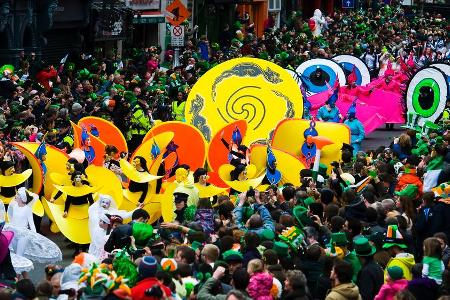 Höhepunkt am St. Patrick's Day: Die große Parade durch Dublin