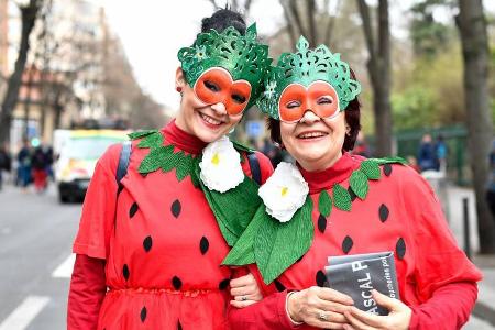 Nicht nur süße Erdbeeren bieten sich als leckeres Kostüm an