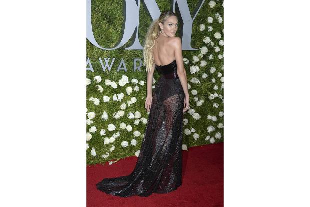 ...Candice Swanepoel hat im Oktober 2016 erst Söhnchen Anaca bekommen. Nun erwartet der Victoria's-Secret-Engel das zweite K...