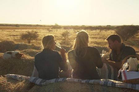 Langsam taut Gerald auf und zeigt seine romantische Seite
