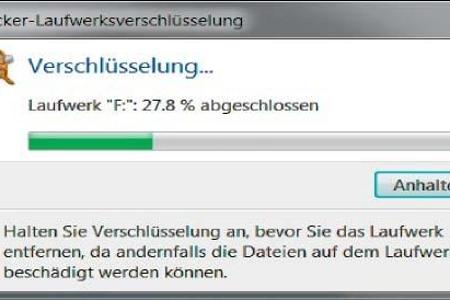 Effektiven Schutz bietet Bitlocker. Mit diesem Tool können Sie ein komplettes Laufwerk inklusive aller darauf befindlichen D...