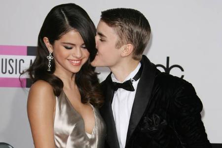 ...er wenige Jahre später mit Teeniestar Selena Gomez zusammenkam, gingen nicht nur Fans die Herzen auf - das Traumpaar der ...