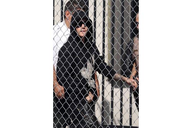 ...mit weniger schönen Dingen für Schlagzeilen: Nach einigen Begegnungen mit der Justiz wurde er 2014 zum ersten Mal wegen T...