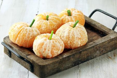 Zum Nachtisch gibt es fruchtige Mini-Kürbisse