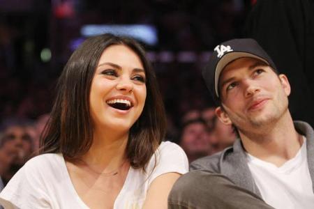 ...Mila Kunis und Ashton Kutcher: 2015 wurde heimlich geheiratet, mittlerweile hat das Paar zwei Kinder, die es ebenfalls we...