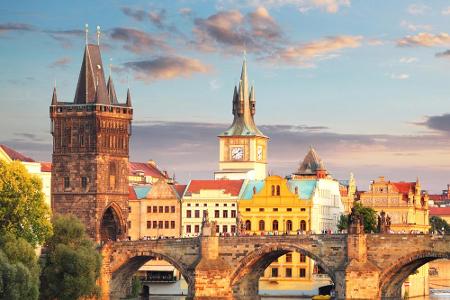 PLATZ 6 Prag, Tschechien: Mag es auch auf der Burg ein wenig zugig sein, einen Besuch ist sie allemal Wert. Und wer sich dan...