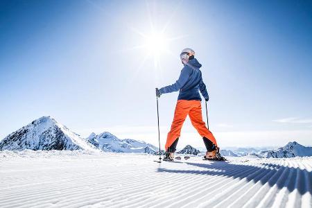 Gipfel, wohin das Auge vom Stubaier Gletscher aus reicht