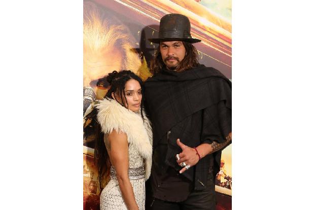 Jason Momoa und Lisa Bonet sind endlich unter der Haube. Was? Fans der beiden wissen sicherlich, dass das Paar doch schon se...