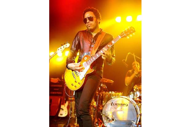 ...war allerdings schon die Trennung der beiden erfolgt. Aus dieser Ehe ging übrigens noch eine Tochter hervor. Genauer gesa...