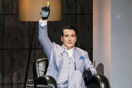 Ralf Dümmel testet den 