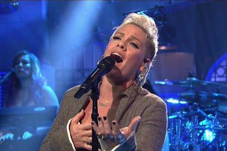 ...noch nicht alles gewesen sein: Pink hat ihr jüngstes Album 2012 herausgebracht. Seitdem mussten sich ihre Fans in Geduld ...