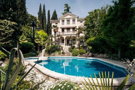 Die Villa Vittoria am Gardasee wäre ganz nach dem Geschmack von 007