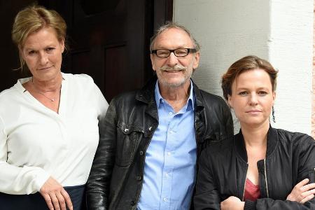 Dr. Bettina Schack (Suzanne von Borsody, l.), Max Althammer und Frieda Mirko werden in Zukunft häufiger miteinander zu tun h...