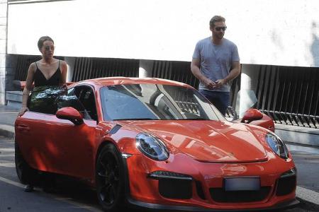 ...bereits zuvor im September ein schönes, schnelles Geburtstagsgeschenk aussuchen konnte, ist nicht sicher. Allerdings sah ...