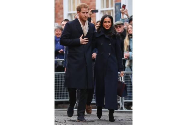 Da sind sie also: Prinz Harry und Meghan Markle absolvierten in Nottingham, Großbritannien, ihren ersten gemeinsamen Auftrit...