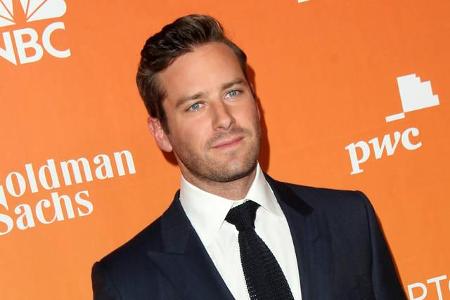 ...kann Armie Hammer auf einen Preis hoffen. Der ist für 'Call Me by Your Name' als bester Nebendarsteller nominiert. Sein w...