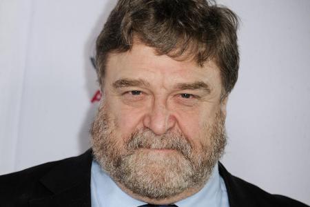John Goodman (62) ist auch heute noch im wahrsten Sinne dick im Geschäft. Der übergewichtige Schauspieler gab in der Serie R...