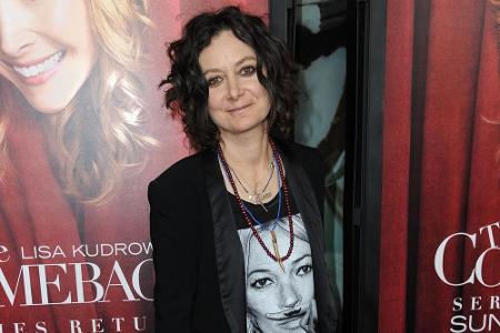 Sara Gilbert (40) gab die mittlere Tochter Darlene. Ihre Rolle der Dr. Leslie Winkle in 