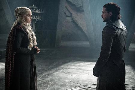 Daenerys Targaryen (Emilia Clarke) und Jon Schnee (Kit Harington) treffen in Staffel sieben von 