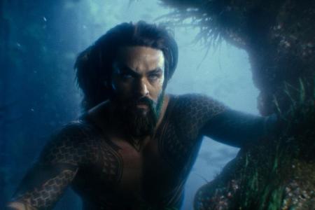 Jason Momoa als Aquaman in 