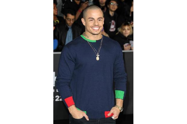 ...sonst noch auf den schwarzen Teppich traute? Casper Smart, der mittlerweile Off-Freund von Jennifer Lopez, war genauso mi...