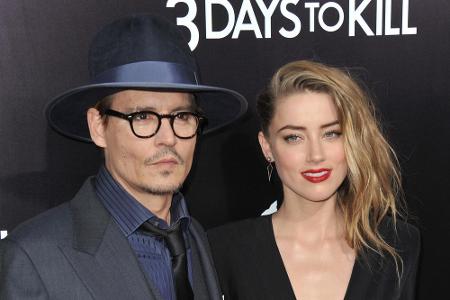Ähnlich turbulent ging die Ehe zwischen Johnny Depp und Amber Heard in die Brüche. Sie warf dem Hollywood-Star nach der Tren...