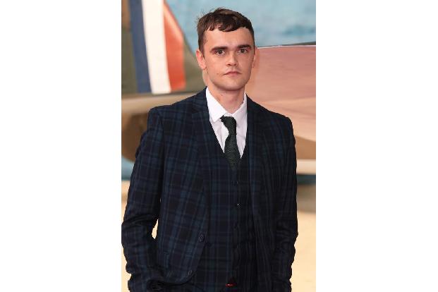 ...zwar nicht so einen großen Namen im Filmbusiness wie Nolan, Murphy, Rylance und Co. hat, ihn dank 'Dunkirk' aber bald bek...