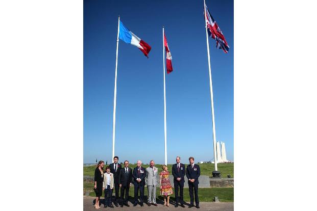 ...neben dem französischen Präsidenten François Hollande und dem kanadischen Premier Justin Trudeau im französischen Arras e...