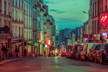 ...Paris, 