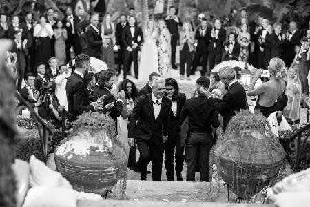 Roland Emmerich und Omar de Soto feierten in L.A. ein Fest der Liebe