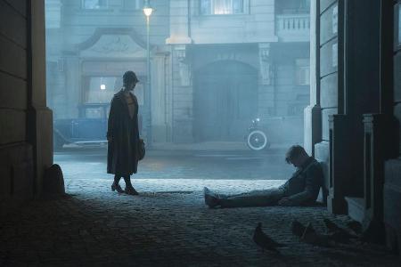 Volker Bruch alias Gereon Rath und Liv Lisa Fries alias Charlotte Ritter in 