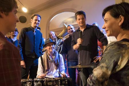 Christiane Paul (r.) in 