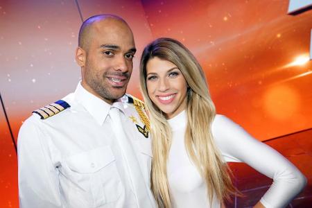 Der Ex-Fußball-Nationalspieler David Odonkor (l.) und seine Ehefrau Suzan
