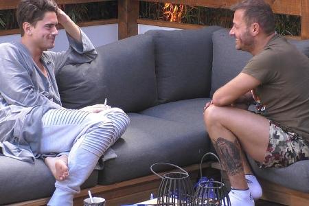 Willi spielt Amor beim verknallten Dominik