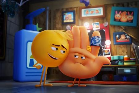 Gene (Stimme: Tim Oliver Schultz, l.) und Hi-5 (Stimme: Christoph Maria Herbst)