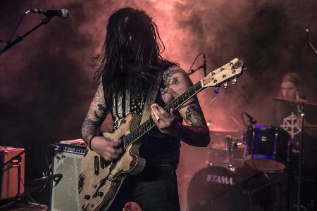 Noch bis zum 13. August liefern Shawn James & The Shapeshifters in Deutschland eine energetische Show ab