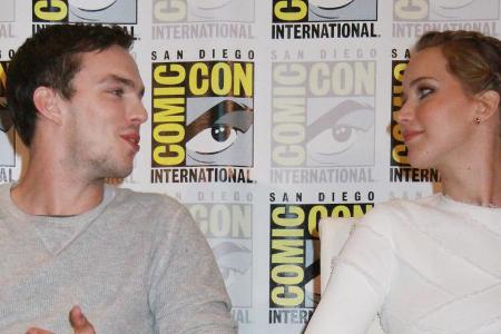 Nicholas Hoult und Jennifer Lawrence bei der Comic-Con 2013