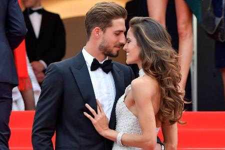 Kevin Trapp und Izabel Goulart hatten nur Augen füreiander