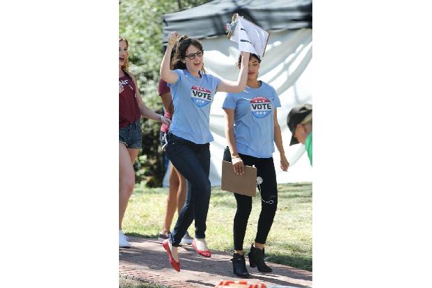 ...ein kleiner Freuden-Hüpfer war drin! War es jetzt die unbändige Leidenschaft zur Schauspielerei, die das 