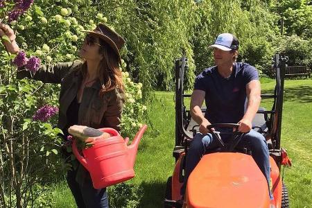 Cindy Crawford und Rande Gerber bei der Arbeit