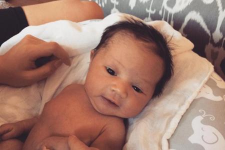 Luna Simone Stephens, 14. April. Die Eltern: John Legend und Chrissy Teigen.