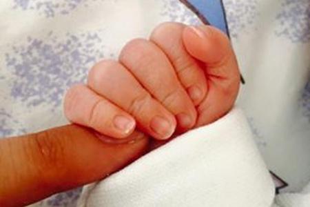 Elijah, 28. Juni. Die Eltern: Rapper Eko Fresh und Ehefrau Sarah.