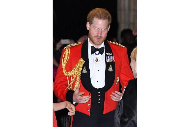 Auch Prinz Harry sieht sich als Opfer von Murdochs Hacking-Schergen, auch wenn der Royal seine Klage gegen die Boulevardpres...